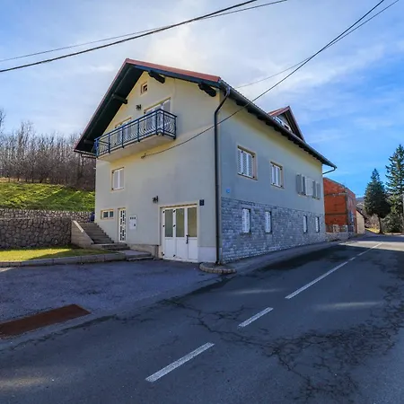 Apartment Andelic- 1 Fuzine